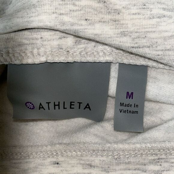 Athleta Ninja 🥷 Hoodie with both Kangaroo 🦘and Thumb 👍 Pockets Soft comfy - Picture 6 of 15